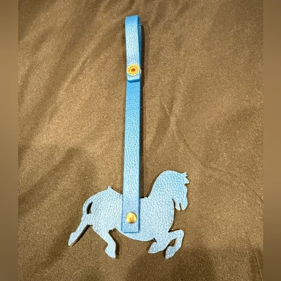 Louis Vuitton VIP Holiday Carousel Colormania Zebra Bag Charm Limited Edition - Picture 10 of 14